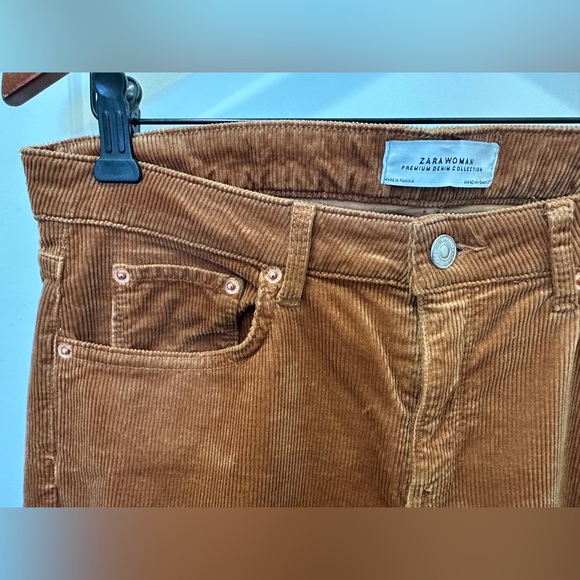 Zara Woman Premium Denim Collection - Corduroy Pants - Size 10 US - Picture 3 of 4